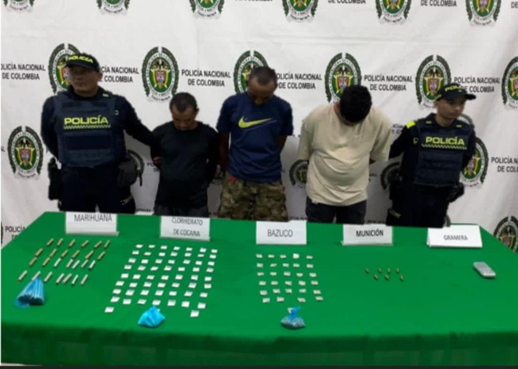 Tres capturados en Santa Marta por microtráfico y porte ilegal de municiones durante operativos policiales