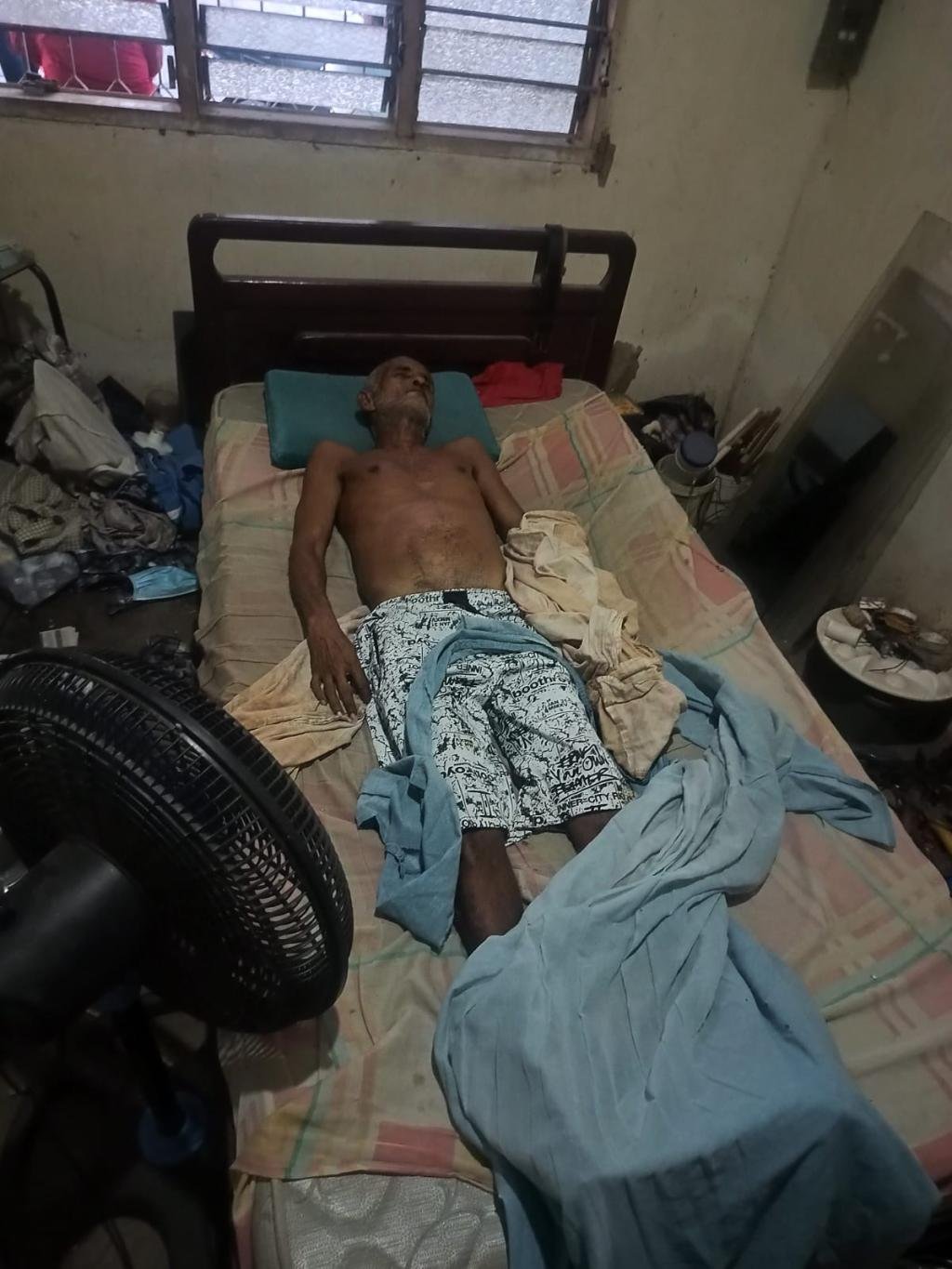 ¿Autoridades ignoran emergencia sanitaria en Juan 23? Hombre muerto se descompone en su casa y no lo retiran