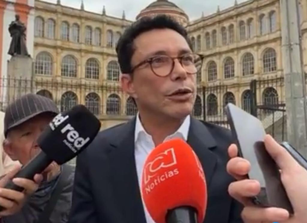Caicedo propone construir el ‘Frente Unido del Pueblo’ para derrotar al presidente Petro