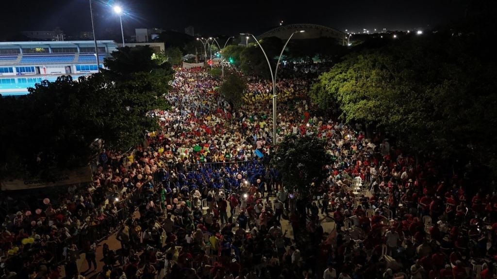 Mientras Noya reunía multitudes, Fuerza Ciudadana aglutinó sillas vacías y ni Elder Dayan le salvó la noche a Caicedo