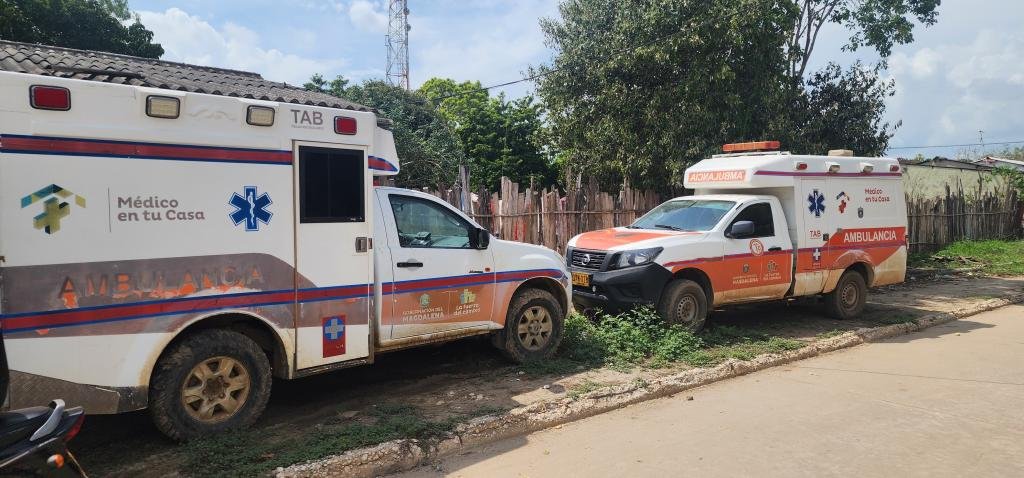 En Cerro de San Antonio están muriendo porque no hay manera de trasladar a los enfermos: ambulancias se pudren bajo el sol y agua