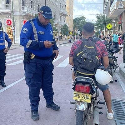 Puente festivo dejó lluvia de multas en Santa Marta: 449 comparendos y 173 vehículos inmovilizados
