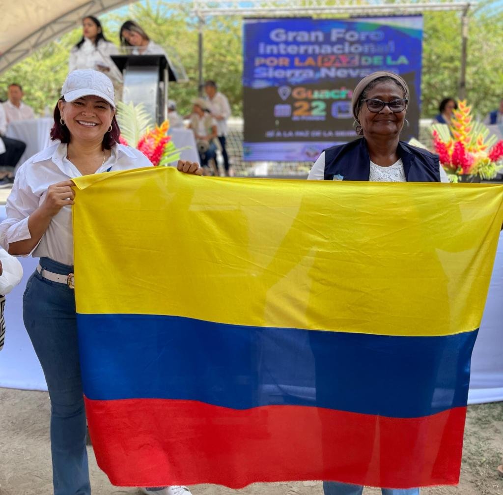 “El anuncio del gobierno representa un avance para cumplir con el anhelo de paz de los habitantes de la Sierra Nevada “ Angela Cedeño