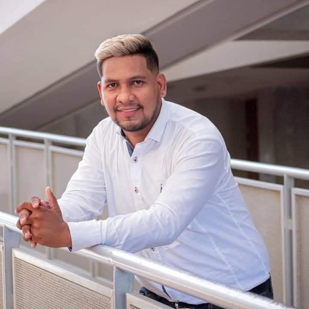 "La universidad y la alcaldía de los 500 años" :voluntad política y amor por la ciudad.