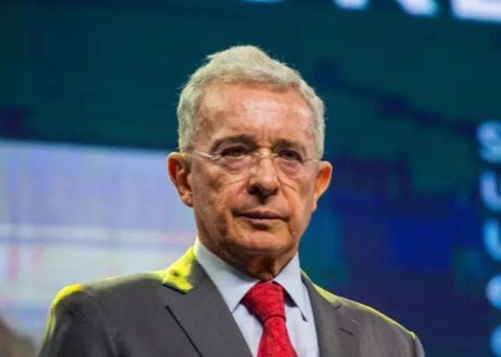 Bomba en el caso Uribe: Video revela presunta manipulación de testigo Clave