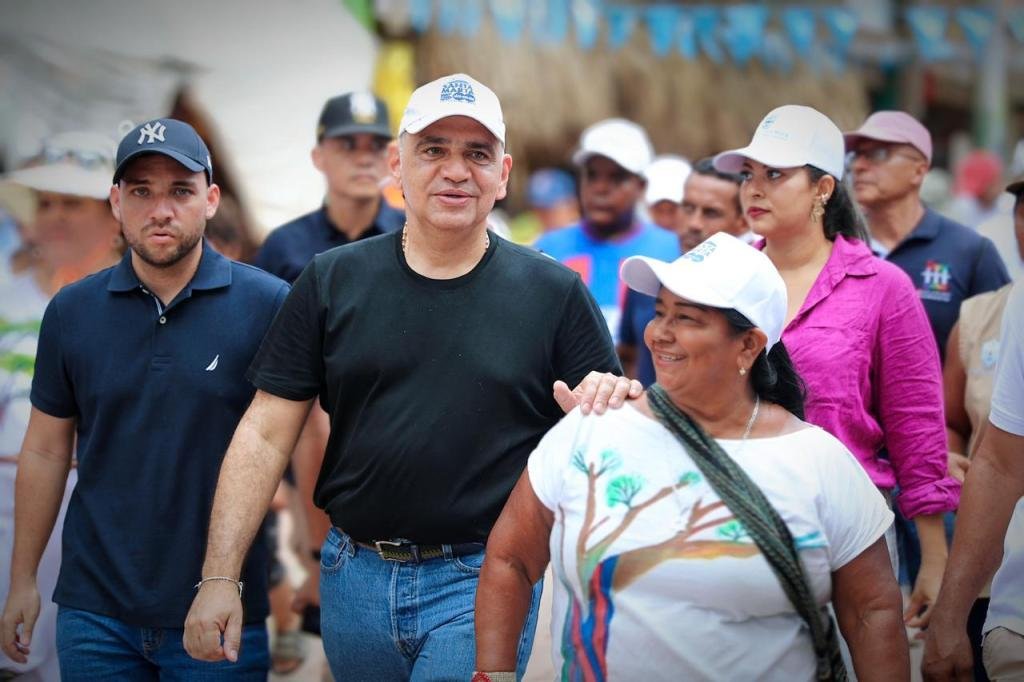 Taganga tendrá nueva red de alcantarillado y calles pavimentadas gracias a la gestión del alcalde Pinedo