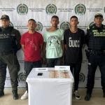 'Eli' 'Manuel' y 'Junior' los pillaron extorsionando y la Policía los capturó