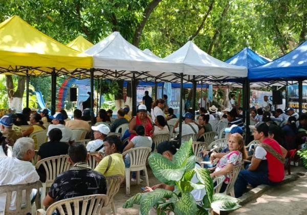 Distrito entrega viveros y huertas familiares en Bonda para fortalecer el desarrollo rural