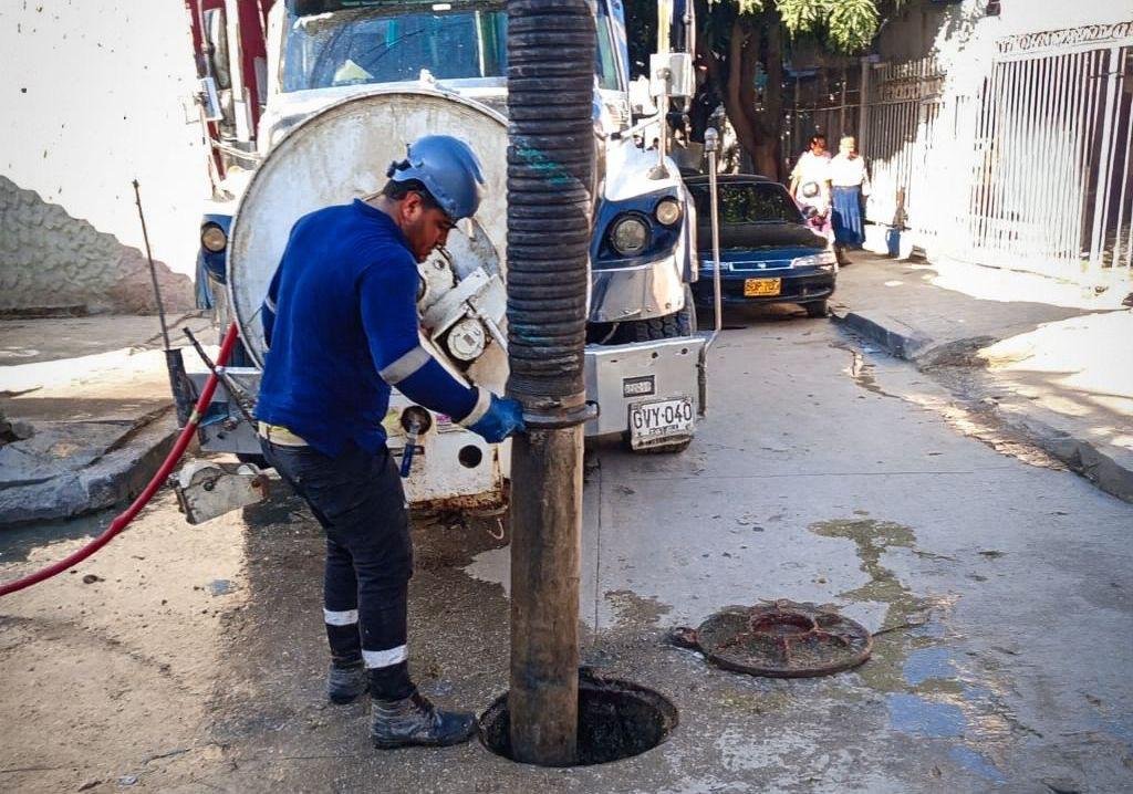 Essmar logra avances significativos en la normalización del alcantarillado en Gaira y refuerza mantenimientos en puntos críticos