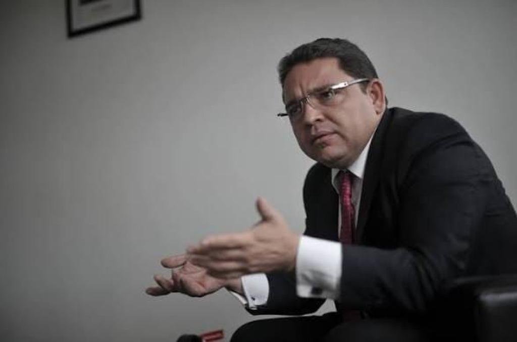 ¡Rafael Martínez nuevamente en el ojo de las autoridades! Contraloría lo responsabiliza por pérdida de más de $262 millones en medio de convenio interadministrativo