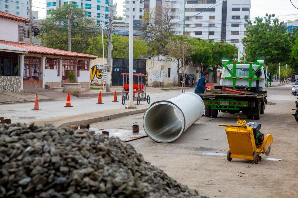 Después de años de crisis sanitaria, la Essmar inició obra  que acabará con los reboses de aguas residuales en El Rodadero