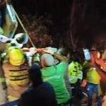 Grave accidente de tránsito deja a conductor atrapado en un camión en la vía Santa Marta–La Guajira