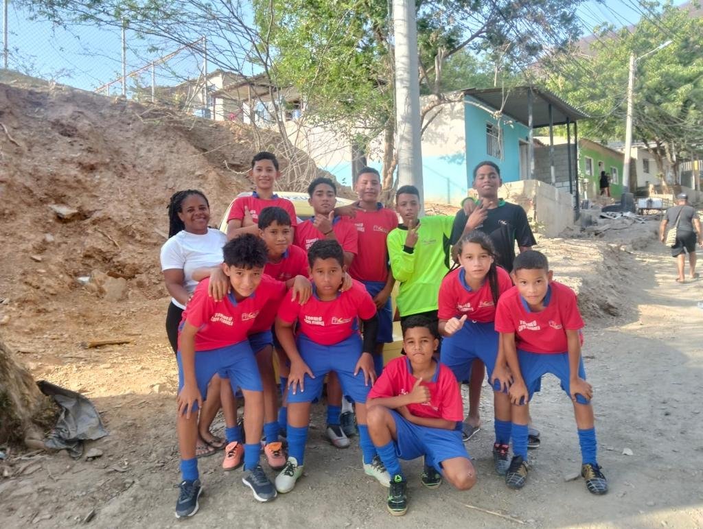 La Copa de las comunidades ya comenzó: Fenoco S.A. enciende la ilusión de 600 jóvenes con la Copa Férrea Sub-14