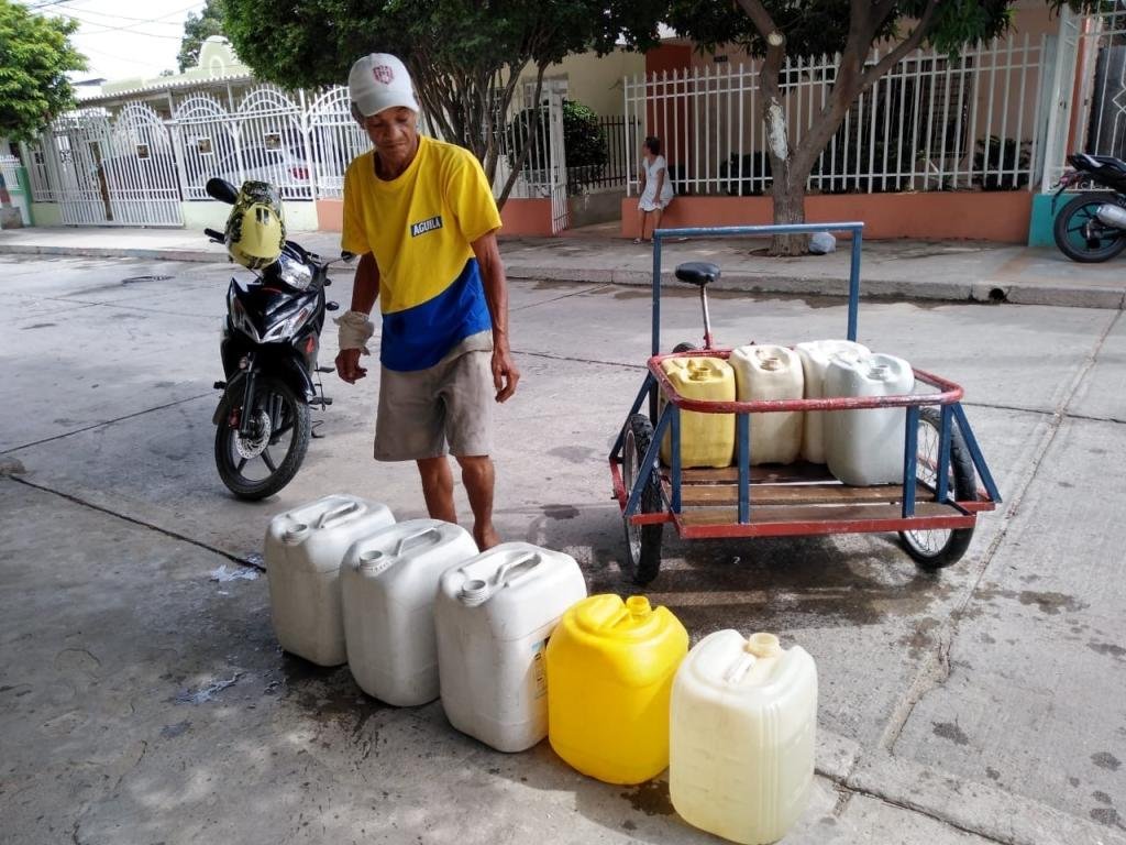 Crisis en Juan 23: El barrio lleva 40 días sin agua, autoridades no dan solución ante el desabastecimiento del líquido