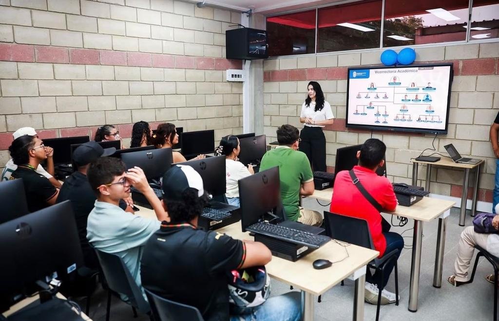 La USM abre inscripciones para sus 11 carreras profesionales y gratuitas