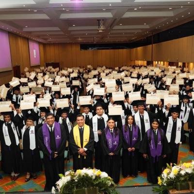 ¡Histórico! Unicaribe gradúa a sus primeros profesionales universitarios y consolida una nueva etapa para la educación superior en el Caribe