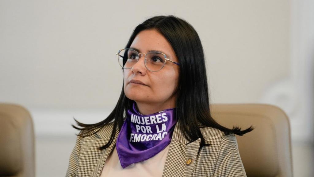 Otro escándalo sexual sacude al entorno de Petro: Exdirectora del Dapre lanza preguntas explosivas sobre presuntos encuentros con jóvenes